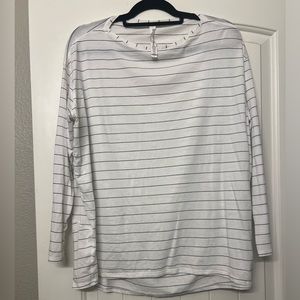 Lululemon shirt